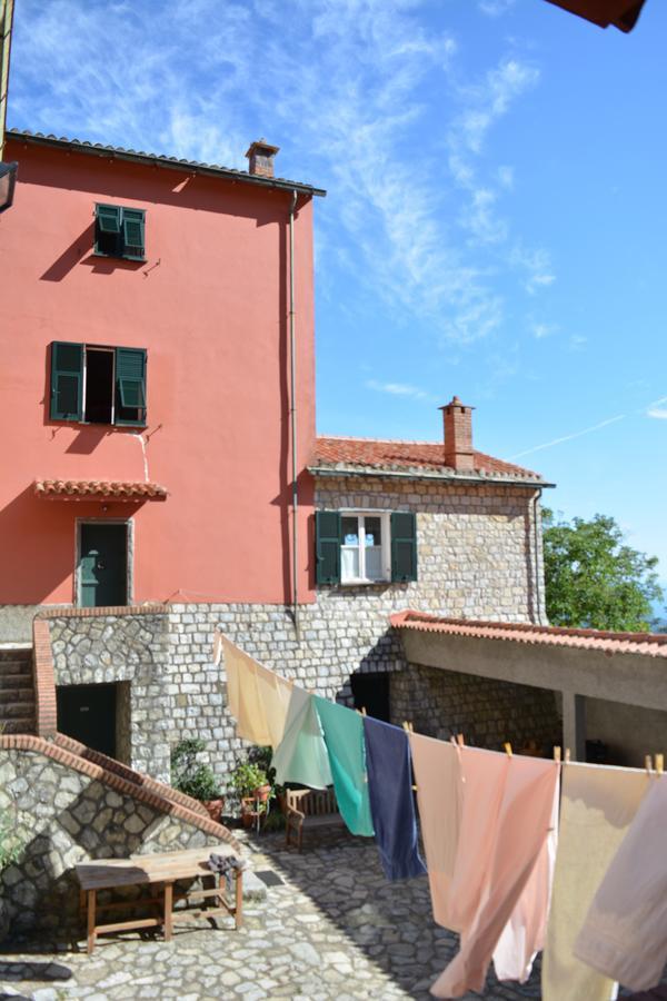 Agriturismo Monte Pu' Villa Castiglione Chiavarese Exterior foto