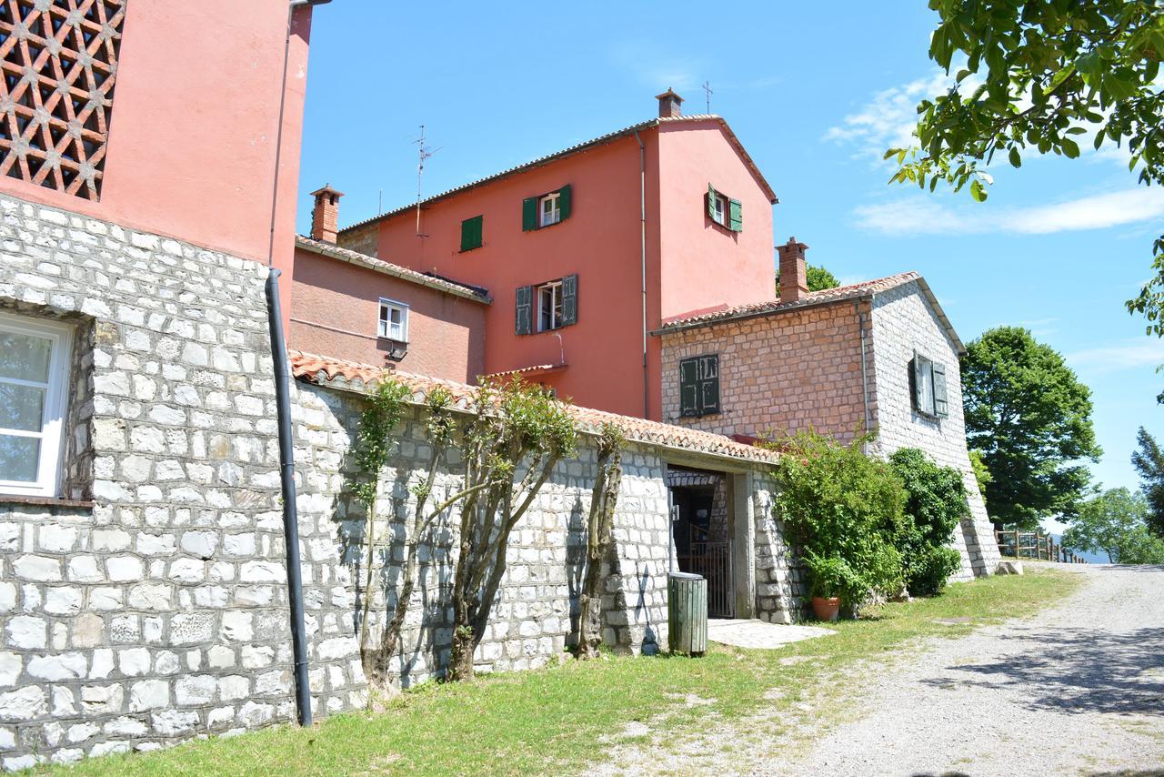 Agriturismo Monte Pu' Villa Castiglione Chiavarese Exterior foto